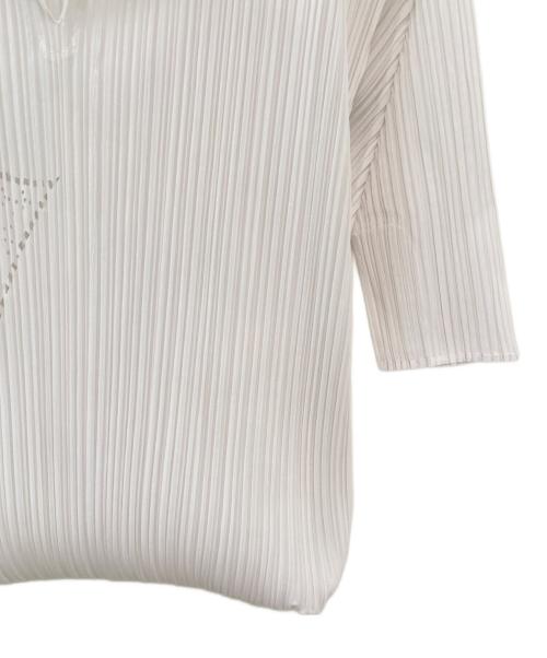 PLEATS PLEASE（プリーツプリーズ）PLEATS PLEASE (プリーツプリーズ) リボンモチーフプリーツカットソー ホワイト サイズ:3の古着・服飾アイテム