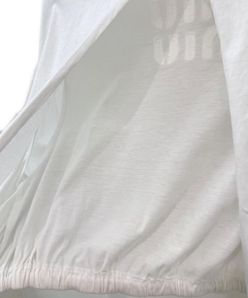 MIU MIU（ミュウミュウ）MIU MIU (ミュウミュウ) エンブロイダリーコットンジャージーTシャツ ホワイト サイズ:XSの古着・服飾アイテム