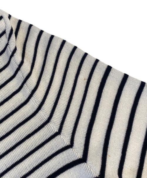 CHANEL（シャネル）CHANEL (シャネル) パールボタンボーダーニット ベージュ×ブラック サイズ:34の古着・服飾アイテム