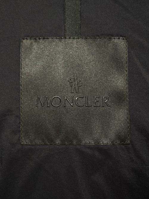 MONCLER（モンクレール）MONCLER (モンクレール) LUBERON /ダウンベスト ネイビー サイズ:3の古着・服飾アイテム