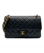CHANELシャネル）の古着「マトラッセ25/Wフラップチェーンショルダーバッグ」｜ブラック
