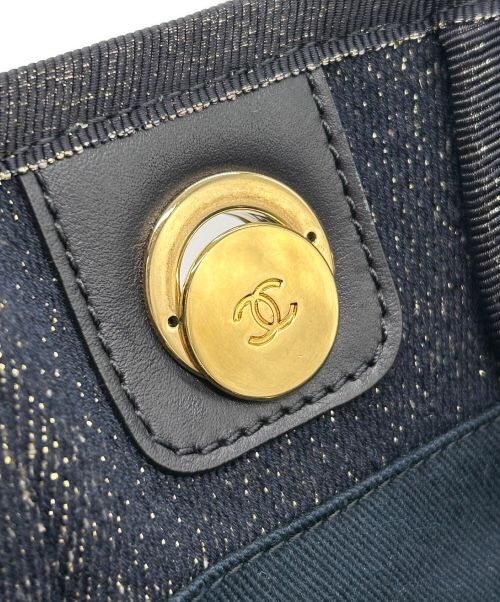 CHANEL（シャネル）CHANEL (シャネル) ドーヴィル/チェーントートバッグ ネイビーの古着・服飾アイテム