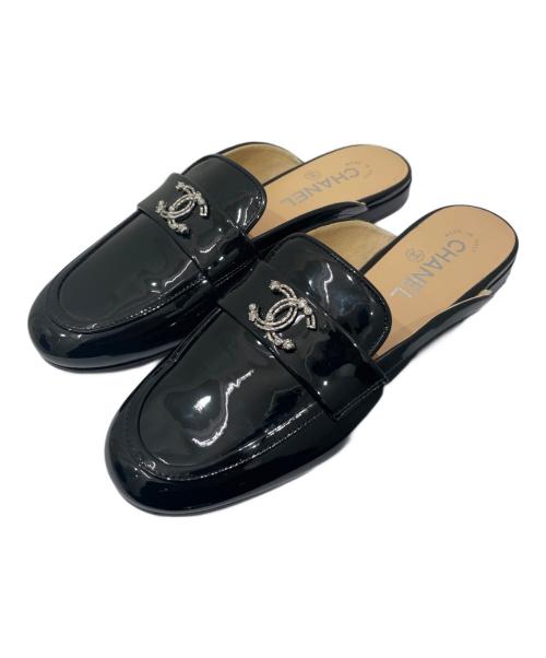 CHANEL（シャネル）CHANEL (シャネル) ココマーク エナメルミュール ブラック サイズ:38Cの古着・服飾アイテム