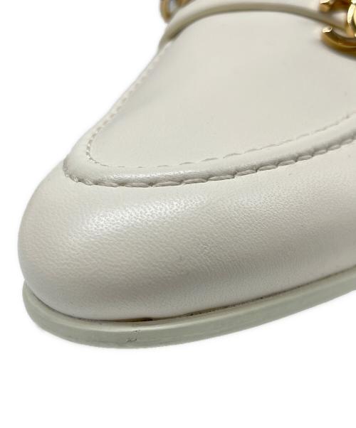CHANEL（シャネル）CHANEL (シャネル) ココチェーン ミュール ホワイト サイズ:38Cの古着・服飾アイテム
