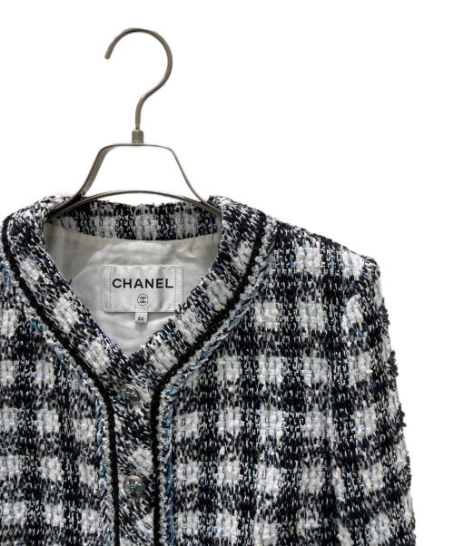 CHANEL（シャネル）CHANEL (シャネル) 2ポケットココボタンツイードジャケット ホワイト×ブラック サイズ:34の古着・服飾アイテム