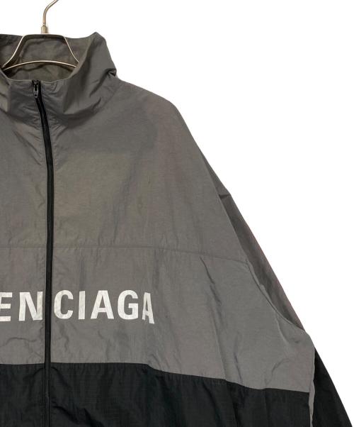 BALENCIAGA（バレンシアガ）BALENCIAGA (バレンシアガ) ナイロンジャケット グレー×ブラック サイズ:46の古着・服飾アイテム