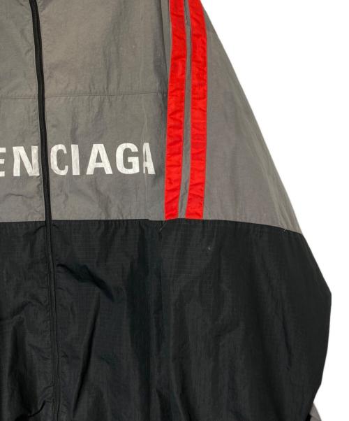 BALENCIAGA（バレンシアガ）BALENCIAGA (バレンシアガ) ナイロンジャケット グレー×ブラック サイズ:46の古着・服飾アイテム