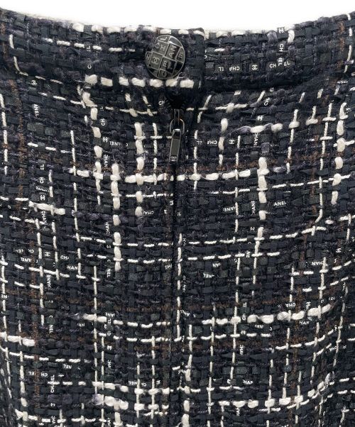 CHANEL（シャネル）CHANEL (シャネル) ロゴ リボン ツイード ロング スカート ブラック サイズ:38の古着・服飾アイテム