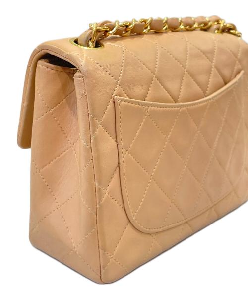 CHANEL（シャネル）CHANEL (シャネル) ミニ マトラッセ ベージュ×ゴールド サイズ:miniの古着・服飾アイテム