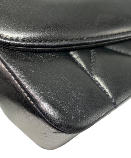 CHANEL（シャネル）CHANEL (シャネル) ダイアナ マトラッセショルダーバッグ 25 ブラック サイズ:25の古着・服飾アイテム