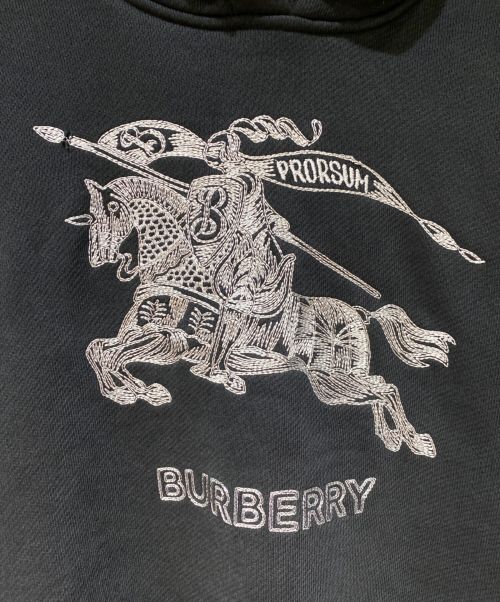 BURBERRY（バーバリー）BURBERRY (バーバリー) Embroidered logo hoodie（刺繍ロゴパーカー） ブラック サイズ:XLの古着・服飾アイテム