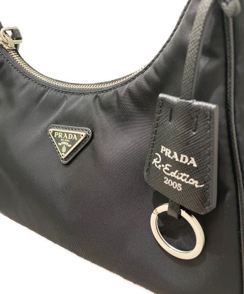 PRADA（プラダ）PRADA (プラダ) Re-Eddition2005ショルダーバッグ ブラックの古着・服飾アイテム