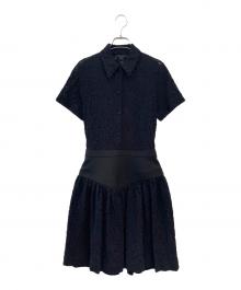 LOUIS VUITTON（ルイ ヴィトン）の古着「Lace Dress フラワーレース フレアドレス ワンピース」｜ブラック