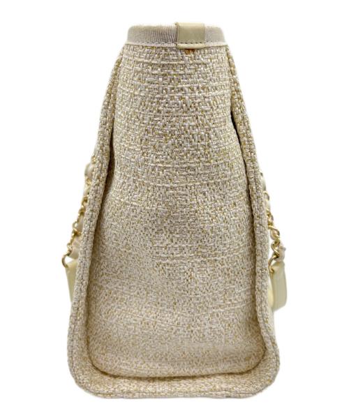 CHANEL（シャネル）CHANEL (シャネル) トートバッグ　ドーヴィルMM ベージュの古着・服飾アイテム
