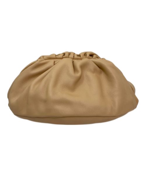 BOTTEGA VENETA（ボッテガベネタ）BOTTEGA VENETA (ボッテガベネタ) ザ チェーンショルダーバッグ ベージュの古着・服飾アイテム