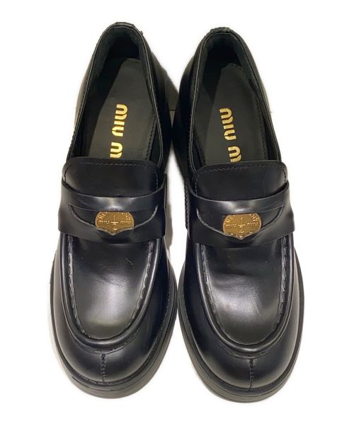MIU MIU（ミュウミュウ）MIU MIU (ミュウミュウ) レザーローファー ブラック サイズ:36の古着・服飾アイテム