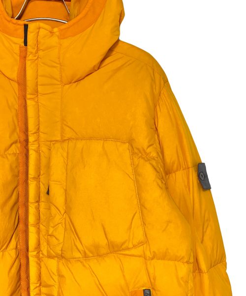 STONE ISLAND（ストーンアイランド）STONE ISLAND (ストーンアイランド) ダウンジャケット オレンジ サイズ:Mの古着・服飾アイテム
