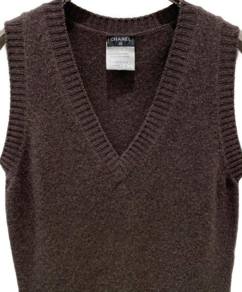 CHANEL（シャネル）CHANEL (シャネル) ココマーク ターンロックボタン ノースリーブ カシミヤ ニット ワンピース ブラウン サイズ:34の古着・服飾アイテム