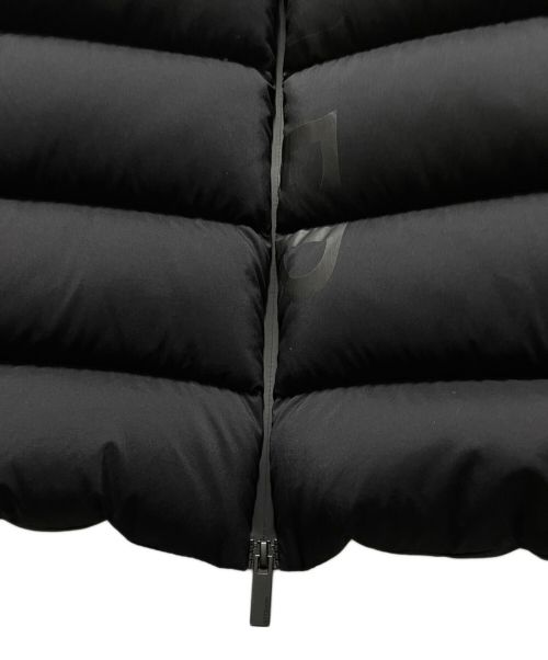 MONCLER（モンクレール）MONCLER (モンクレール) CERCES/セルセス ダウンジャケット ブラック サイズ:1の古着・服飾アイテム