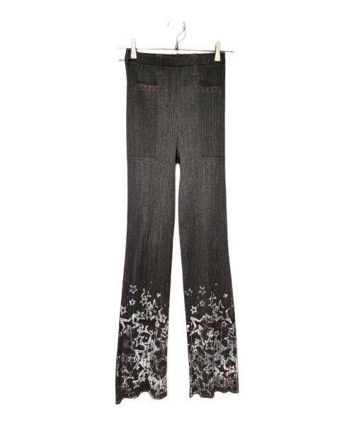 PLEATS PLEASE（プリーツプリーズ）PLEATS PLEASE (プリーツプリーズ) 転写プリーツパンツ グレー サイズ:3の古着・服飾アイテム