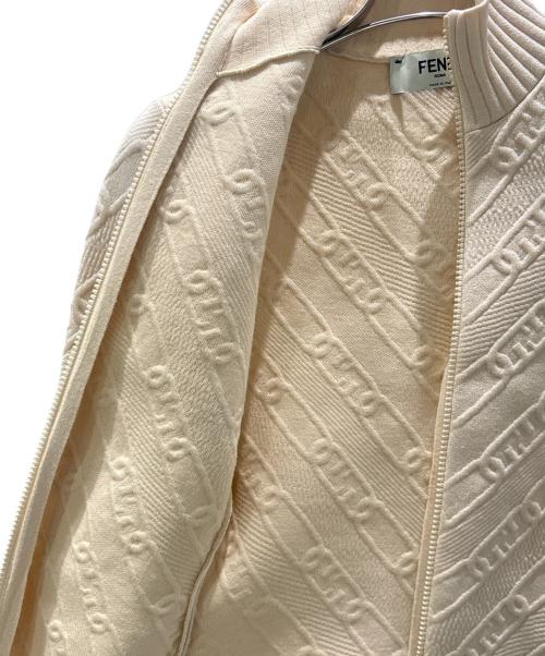 FENDI（フェンディ）FENDI (フェンディ) Fendi Zipped Knit Dress ジップアップ エンボス ワンピース ベージュ サイズ:38の古着・服飾アイテム