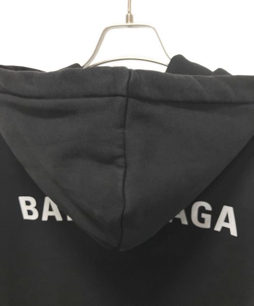 BALENCIAGA（バレンシアガ）BALENCIAGA (バレンシアガ) バックロゴパーカー ブラック サイズ:Lの古着・服飾アイテム