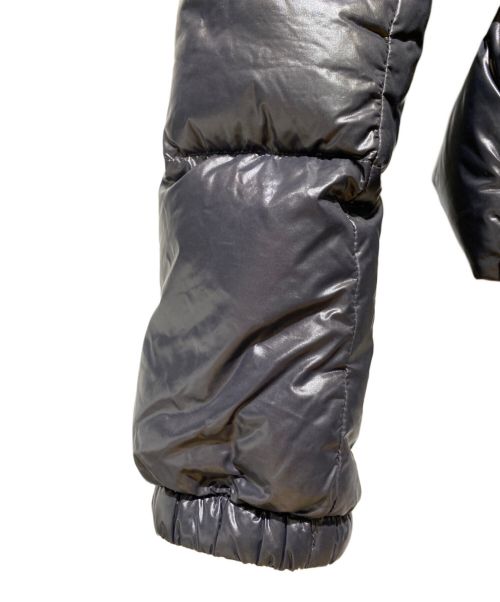 PRADA SPORTS（プラダスポーツ）PRADA SPORTS (プラダスポーツ) Triangle Logo Down Jacket（トライアングルロゴダウンジャケット） ブラック サイズ:38の古着・服飾アイテム