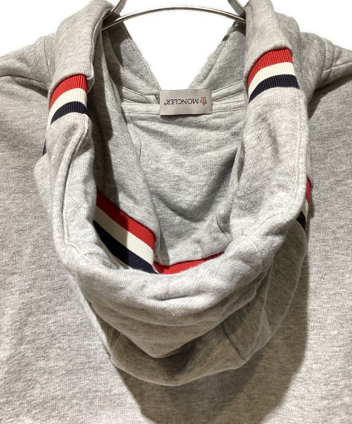MONCLER（モンクレール）MONCLER (モンクレール) MAGLIA CARDIGAN（マグリアカーディガン） グレー サイズ:Mの古着・服飾アイテム