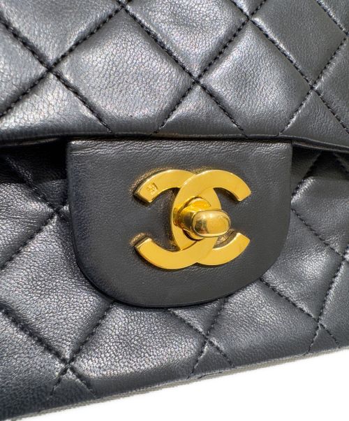 CHANEL（シャネル）CHANEL (シャネル) Wフラップチェーンショルダーバッグ ブラック サイズ:23の古着・服飾アイテム