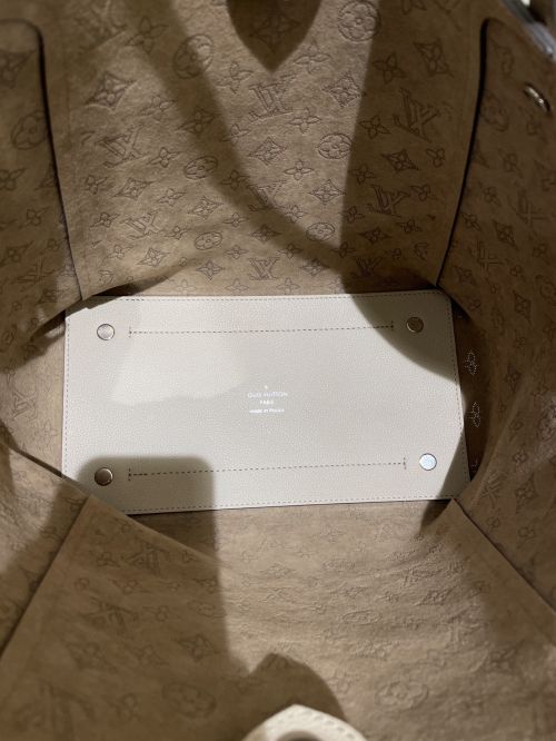 LOUIS VUITTON（ルイ ヴィトン）LOUIS VUITTON (ルイ ヴィトン) ヒナMM トートバッグ M53140 ガレの古着・服飾アイテム