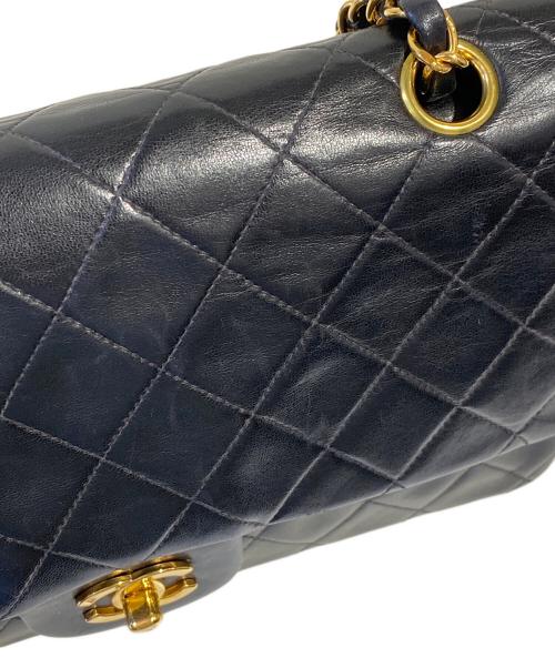 CHANEL（シャネル）CHANEL (シャネル) マトラッセ25 Wフラップチェーンショルダーバッグ ブラック サイズ:25の古着・服飾アイテム