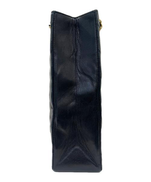 CHANEL（シャネル）CHANEL (シャネル) マトラッセ27 ブラック×ゴールド金具 サイズ:27の古着・服飾アイテム