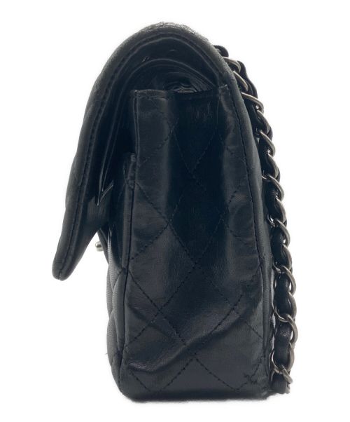 CHANEL（シャネル）CHANEL (シャネル) マトラッセ25/Wフラップチェーンショルダーバッグ ブラック サイズ:25の古着・服飾アイテム