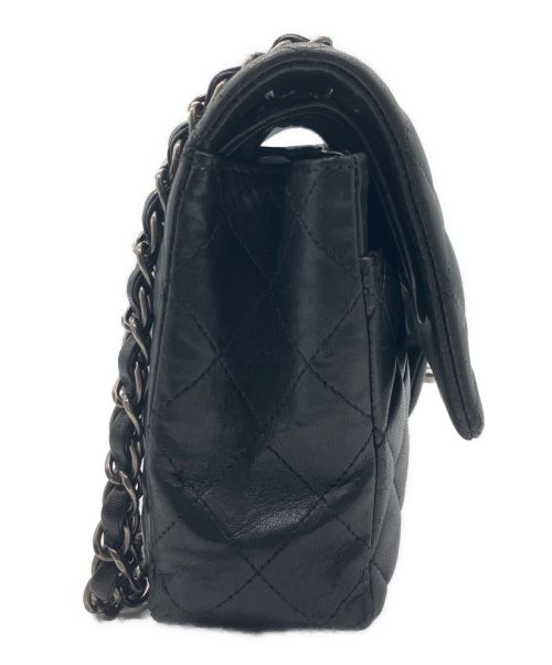 CHANEL（シャネル）CHANEL (シャネル) マトラッセ25/Wフラップチェーンショルダーバッグ ブラック サイズ:25の古着・服飾アイテム