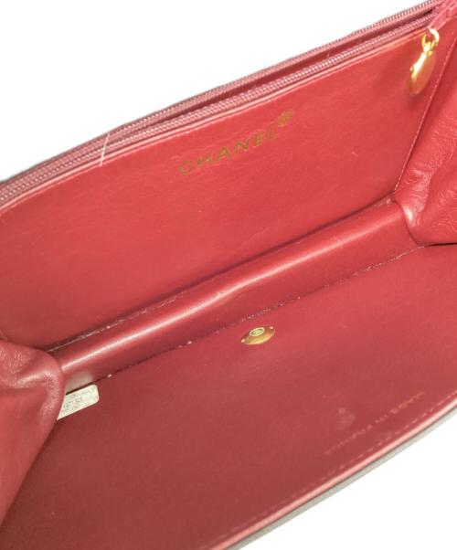 CHANEL（シャネル）CHANEL (シャネル) Push lock Matelasse Chain Shoulder Bag（プッシュロックマトラッセチェーンショルダーバッグ） ブラック サイズ:23の古着・服飾アイテム
