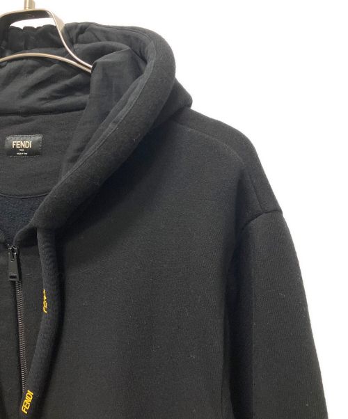FENDI（フェンディ）FENDI (フェンディ) 裏起毛ジップパーカー ブラック サイズ:XLの古着・服飾アイテム