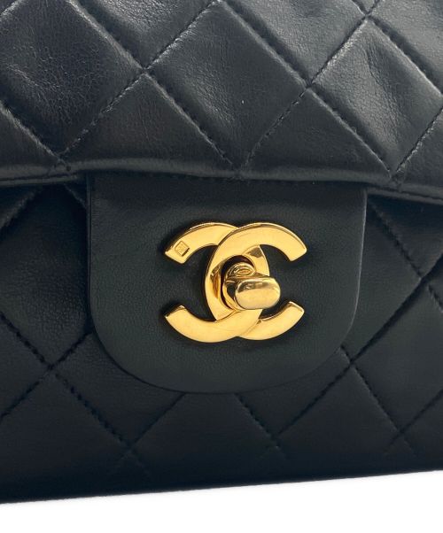 CHANEL（シャネル）CHANEL (シャネル) マトラッセ25/Wフラップチェーンショルダーバッグ ブラック サイズ:25の古着・服飾アイテム