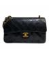 CHANEL（シャネル）の古着「マトラッセ23 Wフラップチェーンショルダーバッグ」｜ブラック