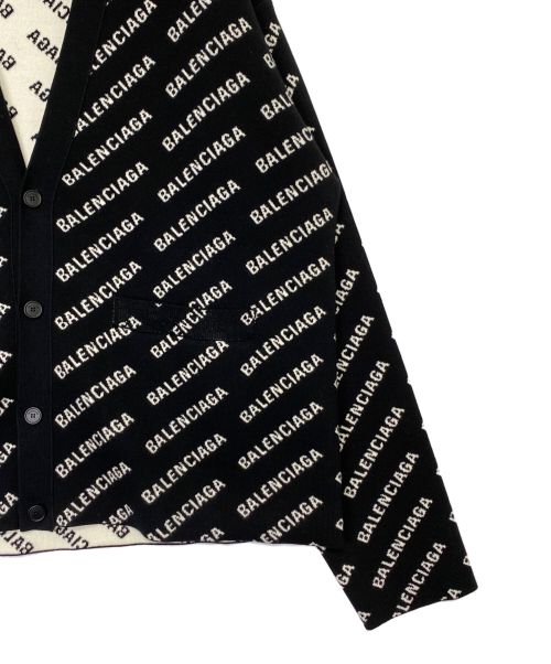 BALENCIAGA（バレンシアガ）BALENCIAGA (バレンシアガ) オールオーバーロゴカーディガン ブラック サイズ:2の古着・服飾アイテム
