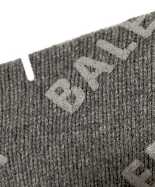 BALENCIAGA（バレンシアガ）BALENCIAGA (バレンシアガ) オールオーバーロゴニット グレー サイズ:Lの古着・服飾アイテム