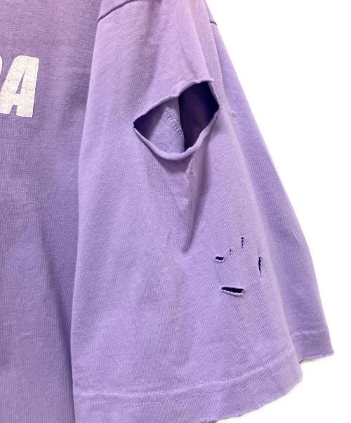 BALENCIAGA（バレンシアガ）BALENCIAGA (バレンシアガ) BALENCIAGA Caps Destroyed Flatground Tee/デストロイ加工ロゴプリントTシャツ パープル サイズ:Mの古着・服飾アイテム