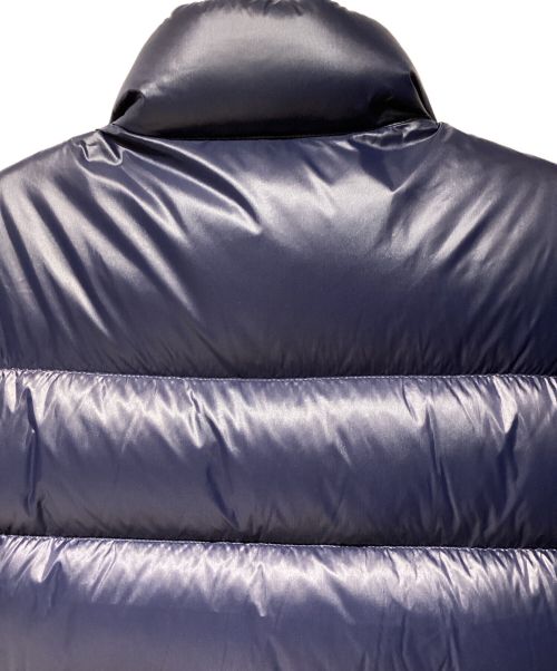 PRADA（プラダ）PRADA (プラダ) Logo Plate Nylon Down Jacket（ロゴプレートナイロンダウンジャケット） ネイビー サイズ:52の古着・服飾アイテム