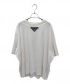 PRADAプラダ）の古着「ビジュートライアングルロゴカットソー」｜ホワイト