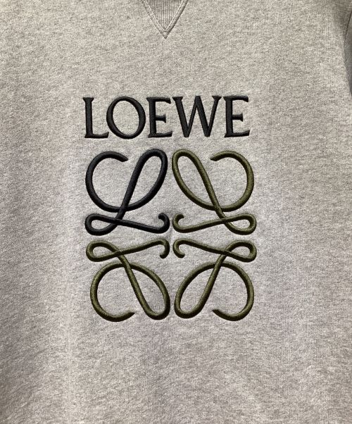 LOEWE（ロエベ）LOEWE (ロエベ) Anagram Embroidery Sweatshirt（アナグラムエンブロイダリースウェットシャツ） グレー サイズ:XLの古着・服飾アイテム