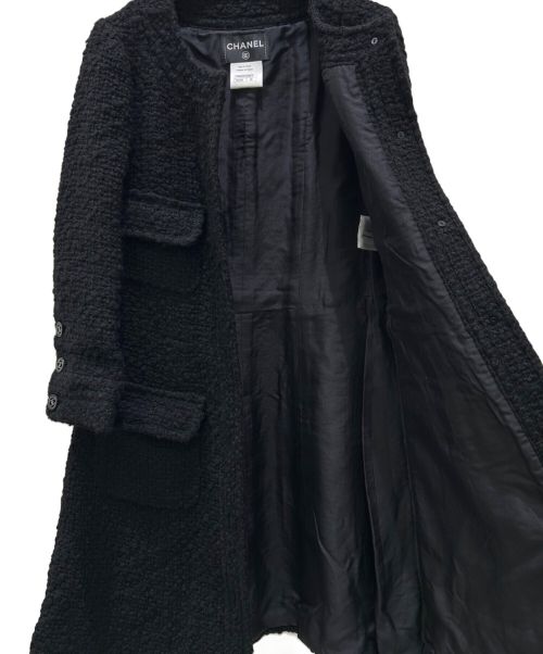 CHANEL（シャネル）CHANEL (シャネル) ココマークボタン ノーカラー ツイード コート ブラック サイズ:38の古着・服飾アイテム