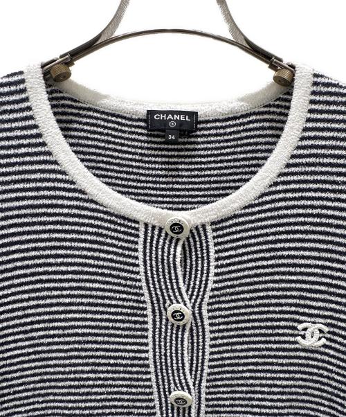CHANEL（シャネル）CHANEL (シャネル) ココマークボタンニット ホワイト×ブラック サイズ:34の古着・服飾アイテム