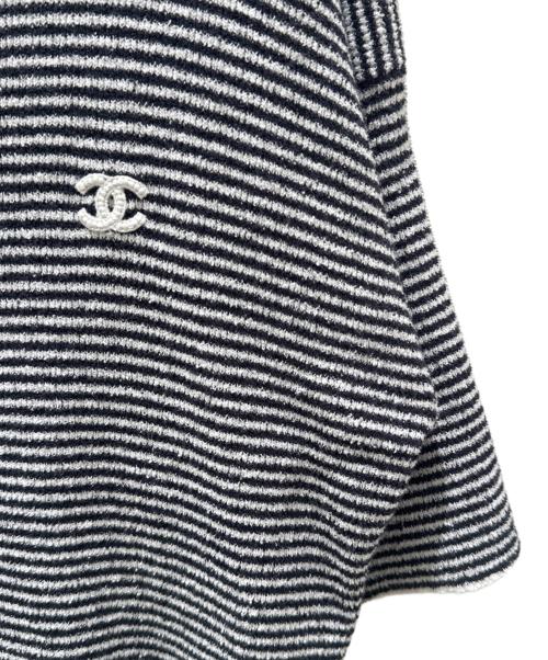 CHANEL（シャネル）CHANEL (シャネル) ココマークボタンニット ホワイト×ブラック サイズ:34の古着・服飾アイテム