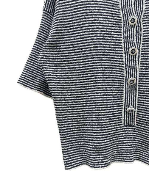 CHANEL（シャネル）CHANEL (シャネル) ココマークボタンニット ホワイト×ブラック サイズ:34の古着・服飾アイテム