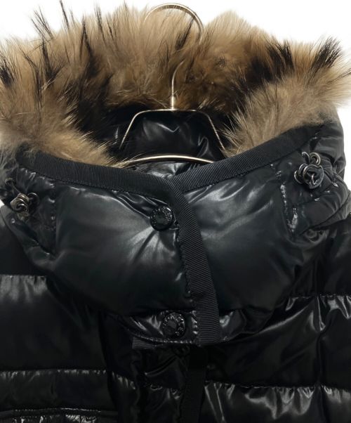 MONCLER（モンクレール）MONCLER (モンクレール) HERMIFUR/ダウンコート ブラック サイズ:2の古着・服飾アイテム