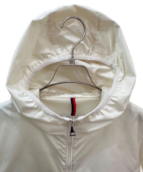 MONCLER（モンクレール）MONCLER (モンクレール) VIVE GIUBBOTTO/ナイロンジャケット ホワイトの古着・服飾アイテム